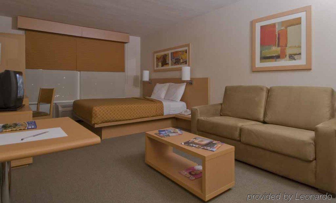 City Express By Marriott Celaya Parque Rom bilde